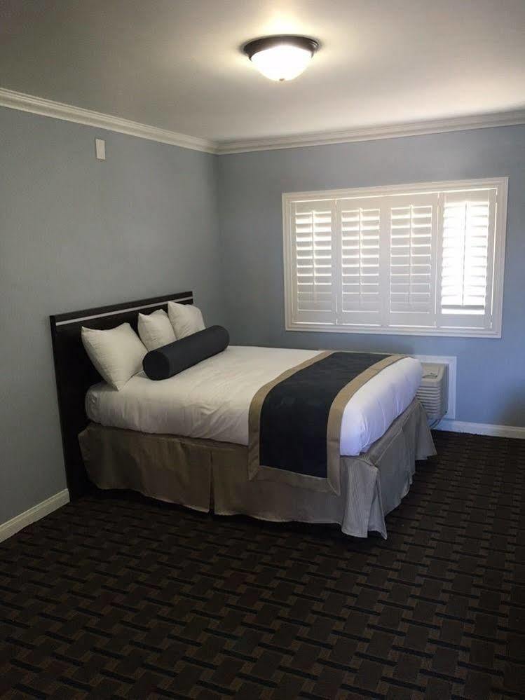 Hollywood Palms Inns & Suites Los Angeles Extérieur photo