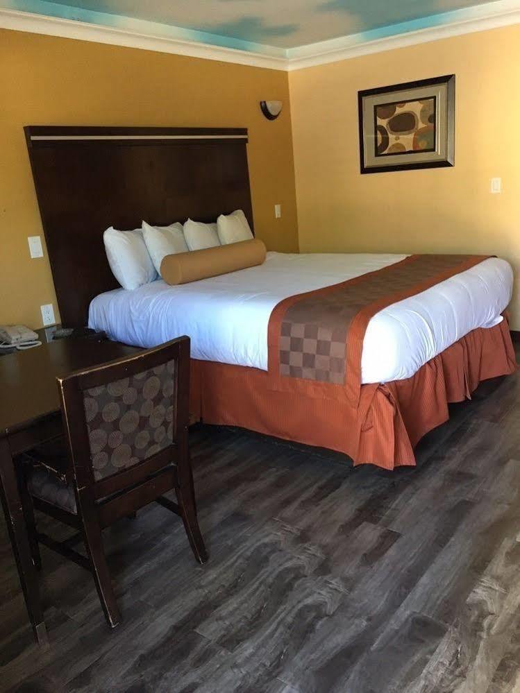 Hollywood Palms Inns & Suites Los Angeles Extérieur photo
