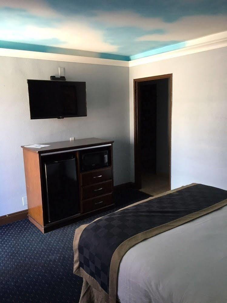 Hollywood Palms Inns & Suites Los Angeles Extérieur photo