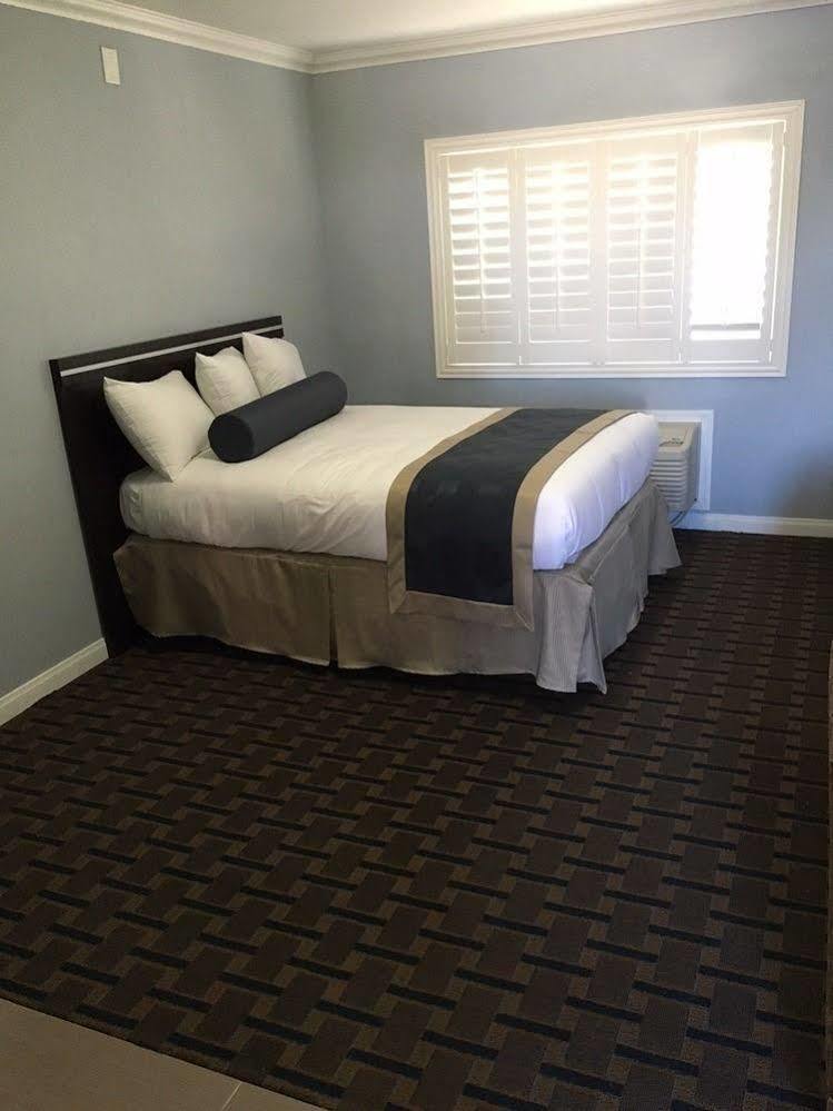 Hollywood Palms Inns & Suites Los Angeles Extérieur photo